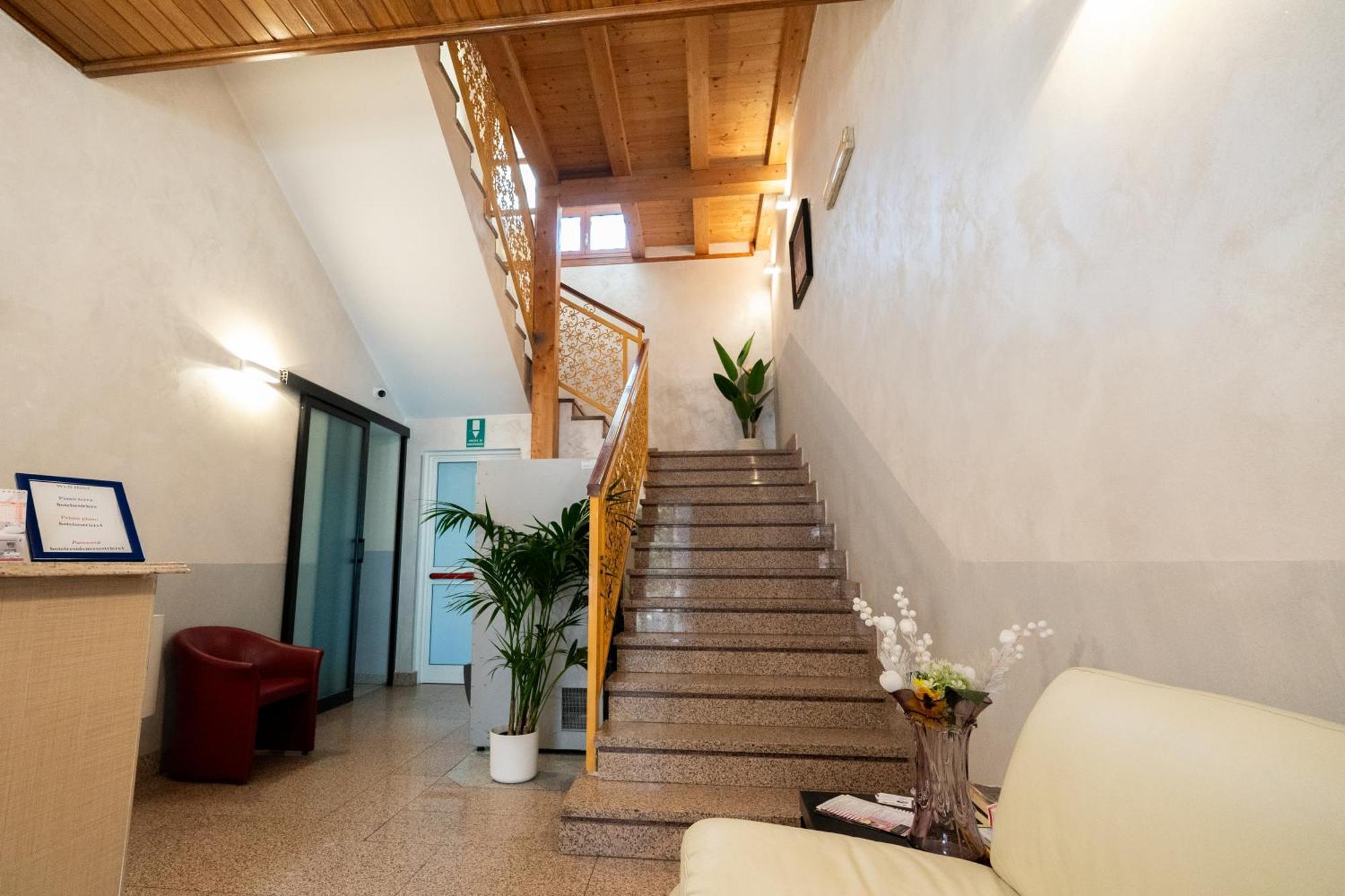 Hotel Residence Sestriere Moncalieri Exterior photo